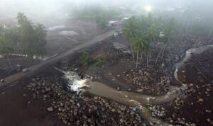 BNPB: Korban tewas banjir lahar Sumbar 61 orang, perubahan cuaca meluas